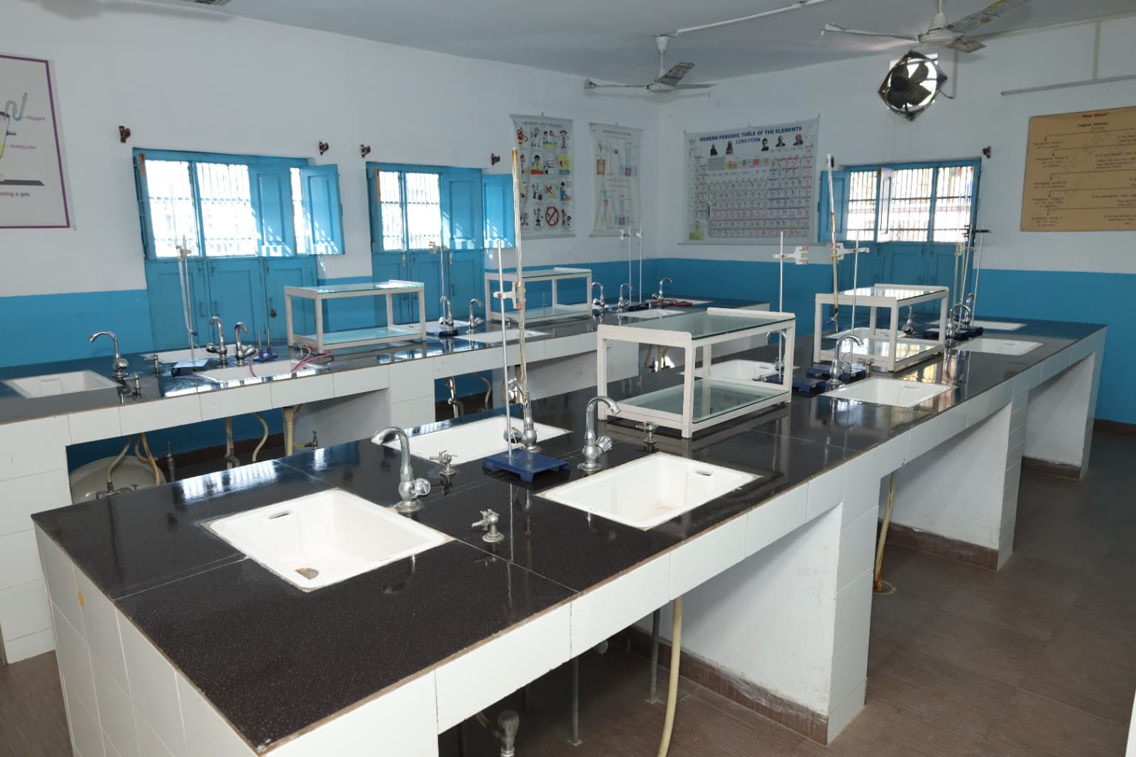 Modern Science Lab